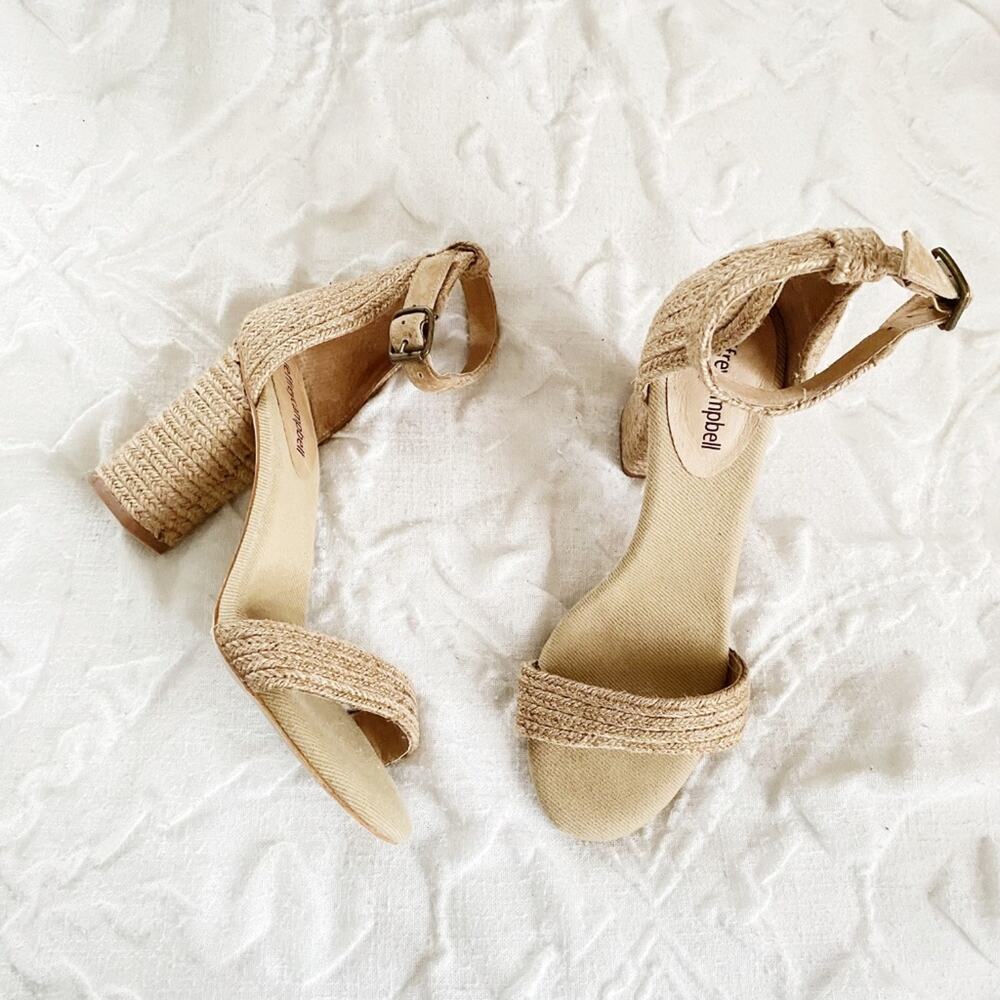 Jeffrey Campbell Rowboat Heels in Tan Size 7.5 New $135 - Picture 5 of 9